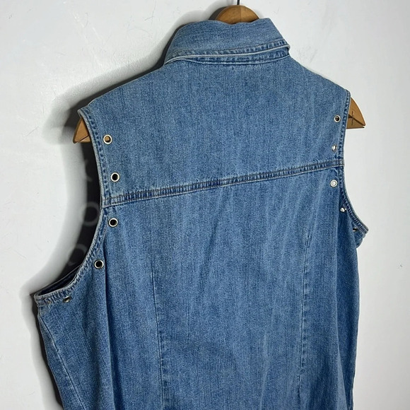 ASHLEY STEWART Vintage Cotton Grommet Trim Collard Sleeveless Button Up Blouse - Picture 6 of 11